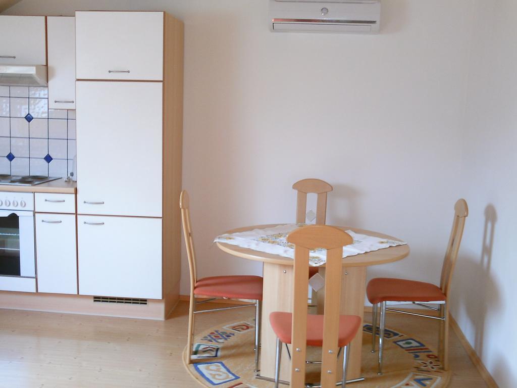 Köflach Gaestehaus Maria חדר תמונה